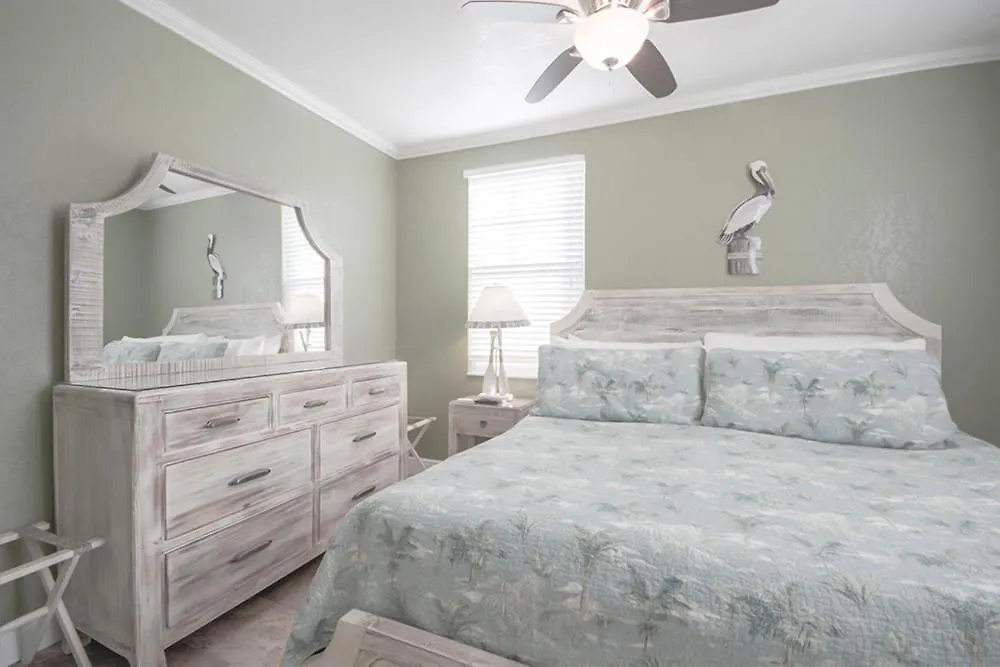 Resort Clearwater Beach Suites #105 United States